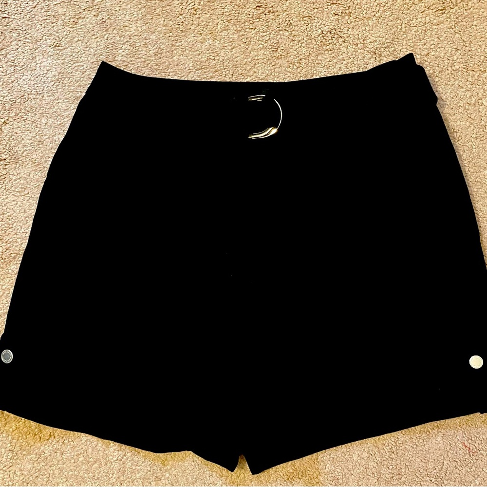 White House Black Market The 5” Short in Black with Gold Detailing Size 10 NWOT